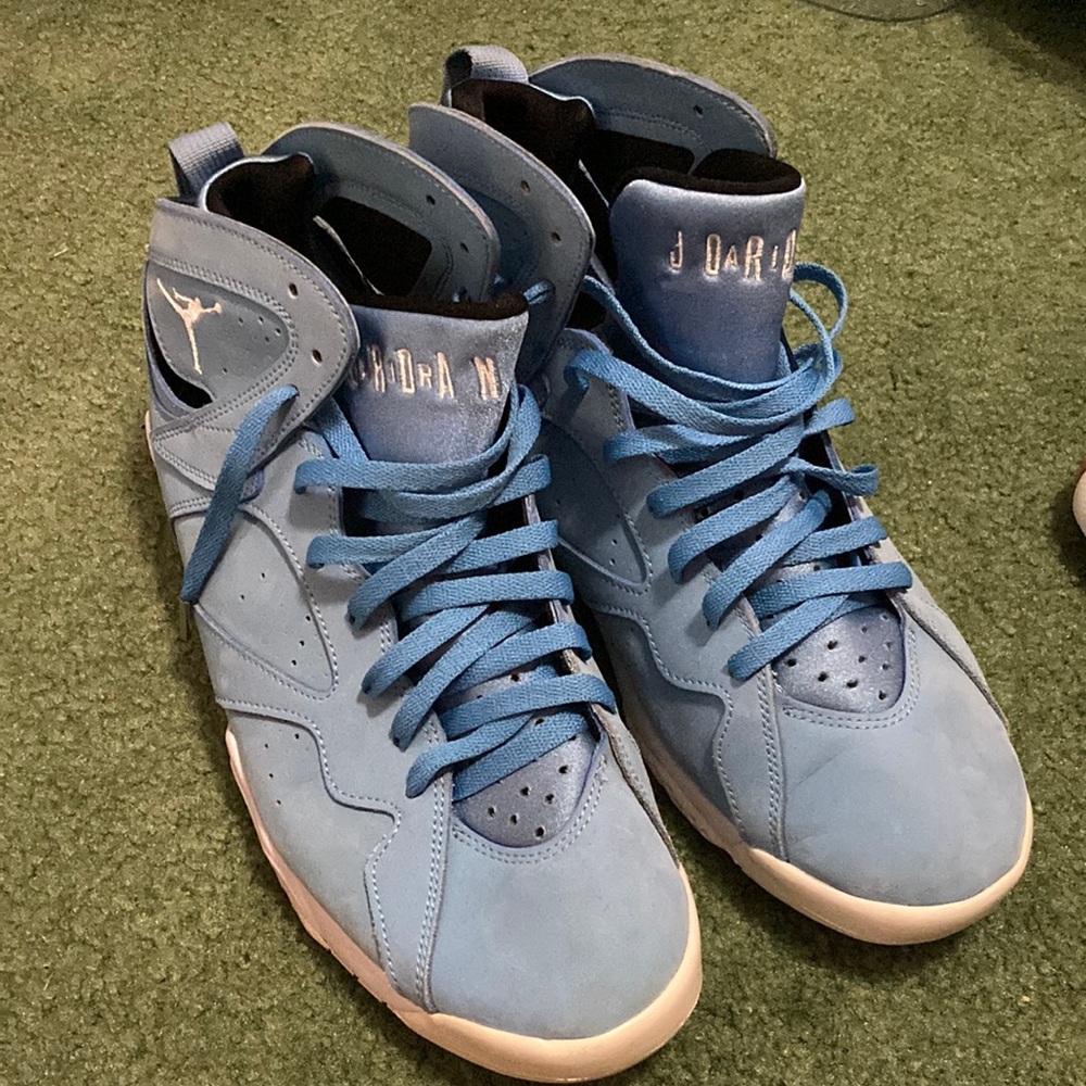 Jordan Men's Blue Sneakers 11.5